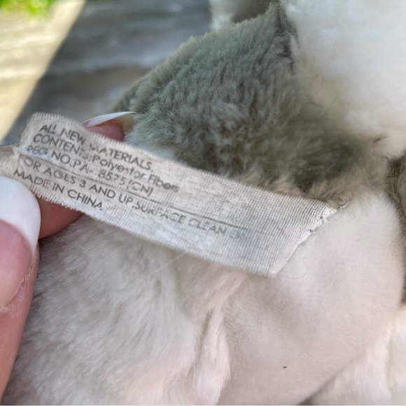 Plush grey & white dog - Picture 6 of 8